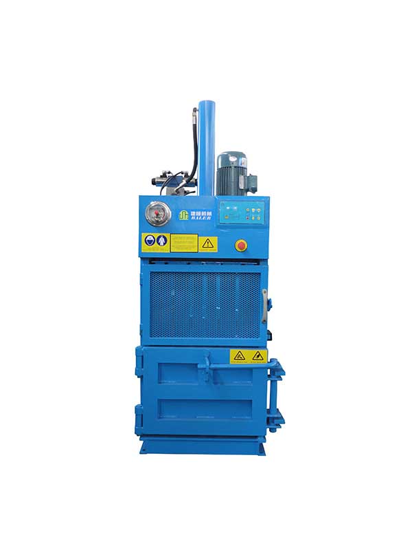 VBE-10 vertical hydraulic baler